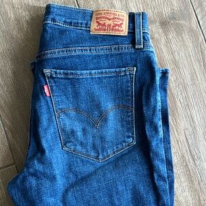 Women’s jeans